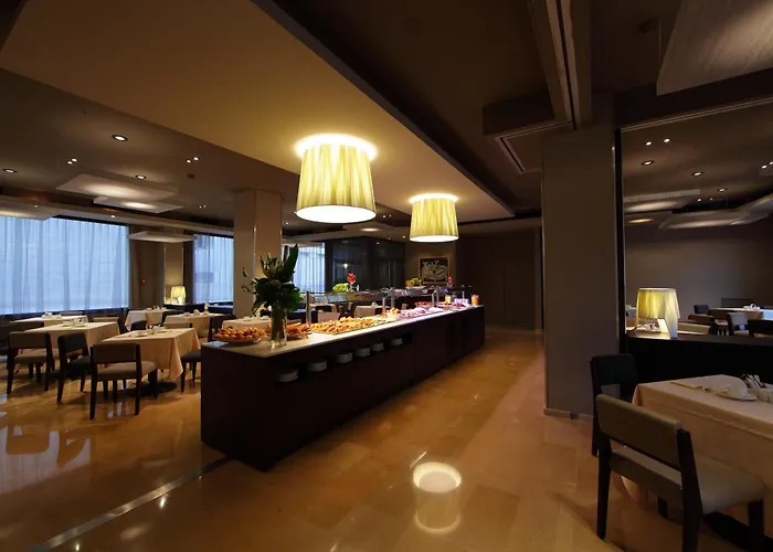 Attica 21 Mar Barcelona